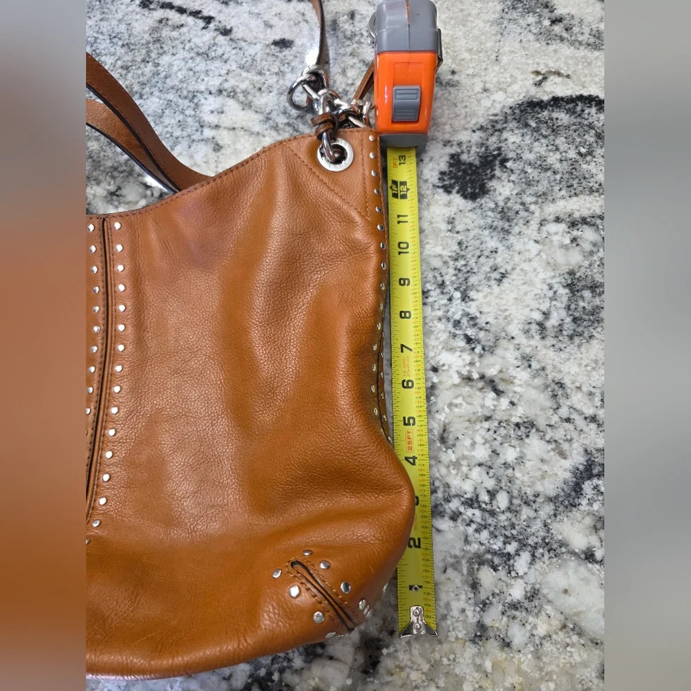 Michael Kors Uptown Astor Bag in Cognac. Preloved! - Picture 10 of 13